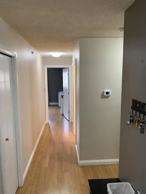 Chris Cozy Condo Commonwealth #205 Edmonton Apartment