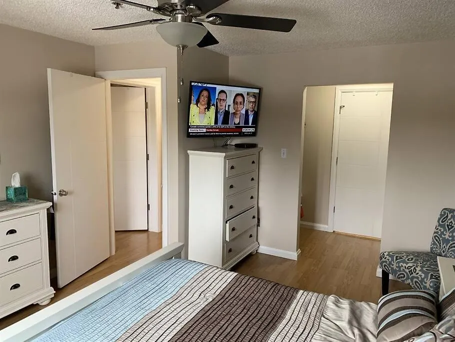 Chris Cozy Condo Commonwealth #205 Edmonton Canada